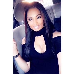 Meet your Posher, Nini